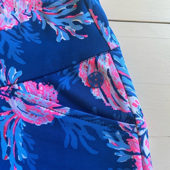 Lilly Pulitzer Luxletic High-Rise Bike Short floral Size 00 athletic - Picture 3 of 5